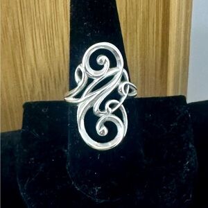 JAMES AVERY Sterling Silver Electra Swirl Scroll
Knuckle Ring; Size 8.5; RETIRED